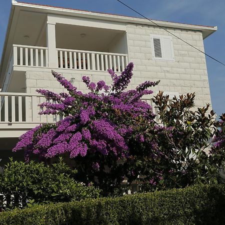 Apartments Marino Supetar Exterior foto